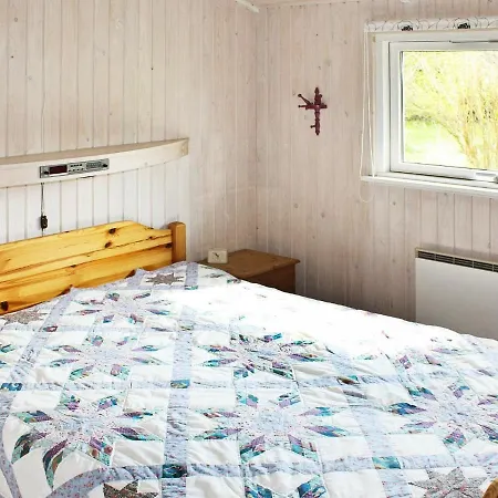 Two-bedroom Holiday In Stege 8 Borre