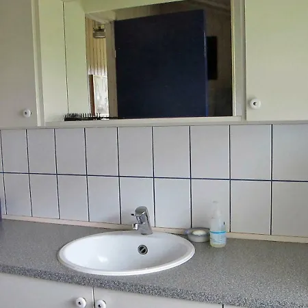 Semesterbostad Two-bedroom Holiday In Stege 8
